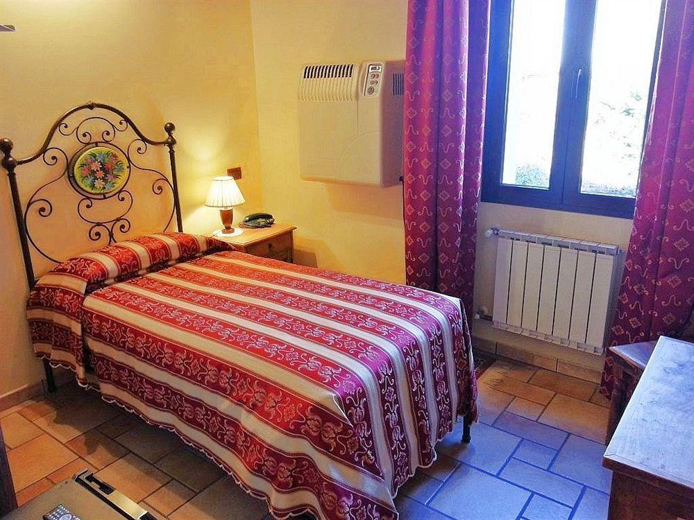 Hotel Antico Casale 비가라노 마이나다 외부 사진