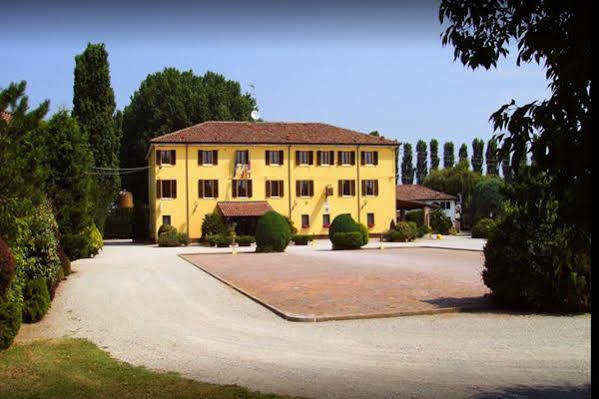 Hotel Antico Casale 비가라노 마이나다 외부 사진